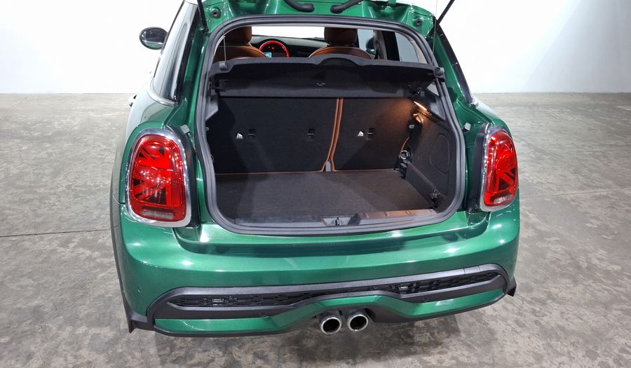 Mini Cooper S 2.0 COOPER CLASSIC DCT Hatchback 2022