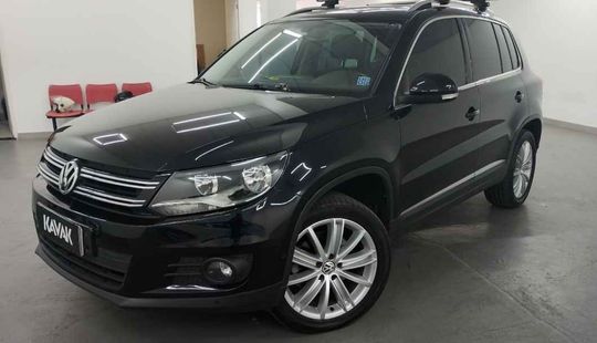 Volkswagen • Tiguan