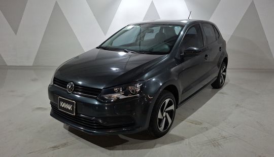 Volkswagen • Polo