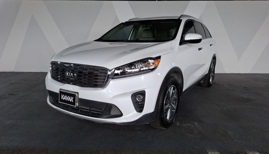 Kia • Sorento
