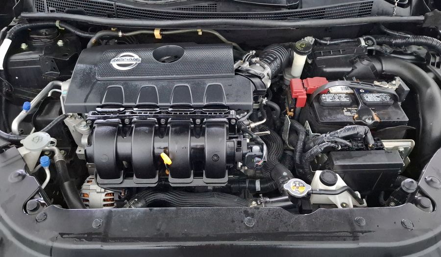 Nissan Sentra 1.8 ADVANCE CVT Sedan 2015