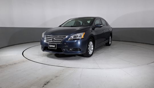 Nissan • Sentra