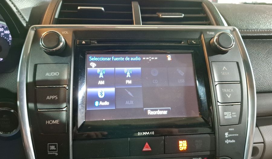 Toyota Camry 3.5 XLE V6 6AT Sedan 2016