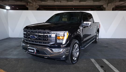 Ford • Lobo