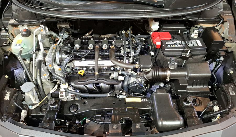 Nissan Versa 1.6 ADVANCE CVT Sedan 2024