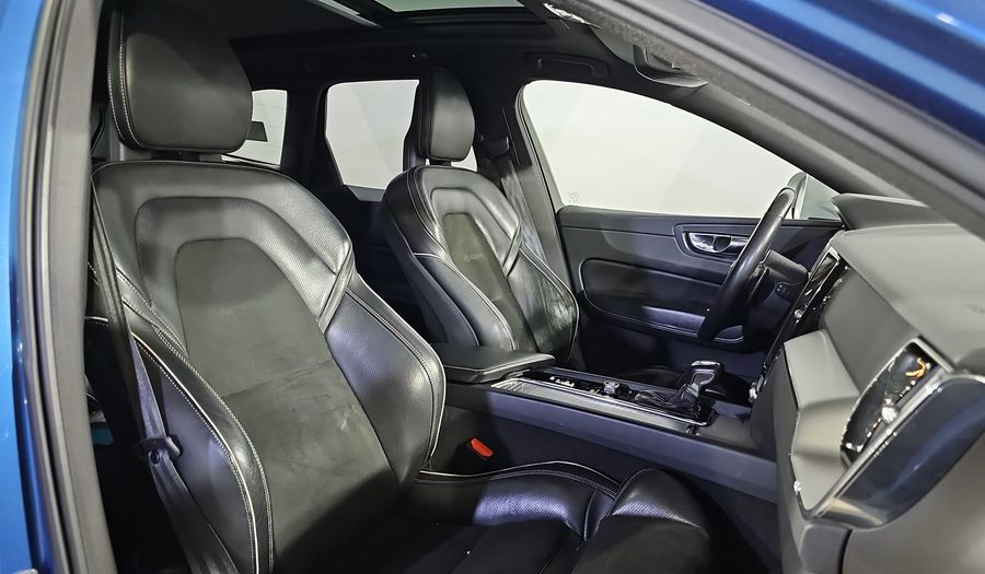Volvo Xc60 2.0 R-DESIGN T6 AWD AUTO Suv 2018