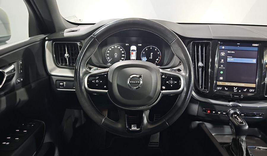 Volvo Xc60 2.0 R-DESIGN T6 AWD AUTO Suv 2018