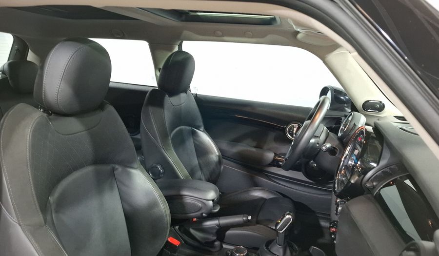 Mini Cooper 1.5 COOPER PEPPER DCT Hatchback 2019