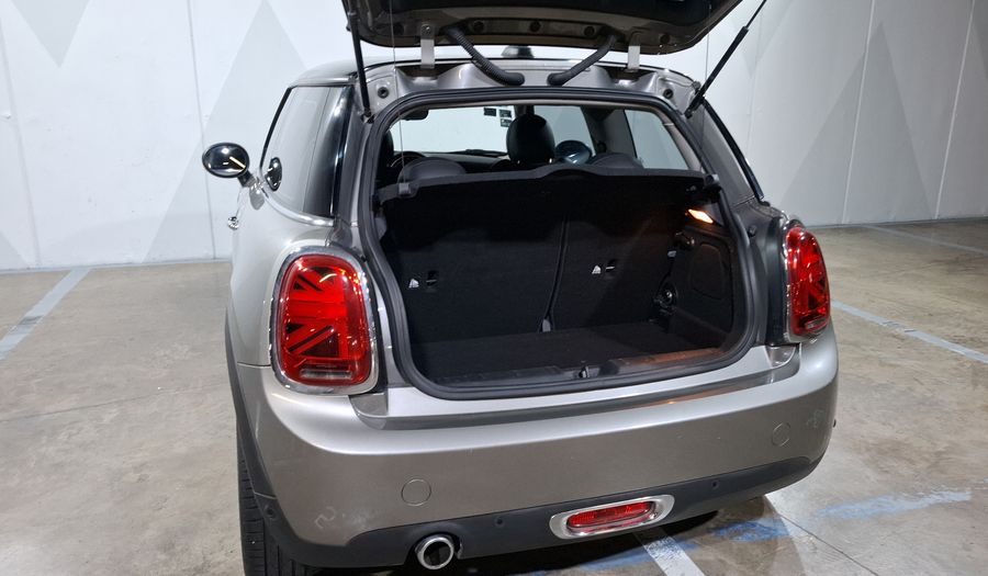 Mini Cooper 1.5 COOPER PEPPER DCT Hatchback 2019