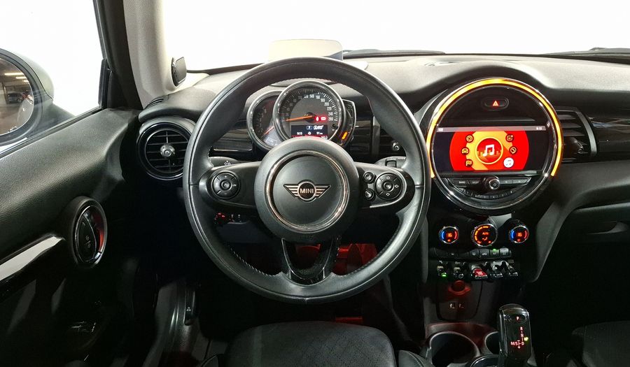 Mini Cooper 1.5 COOPER PEPPER DCT Hatchback 2019
