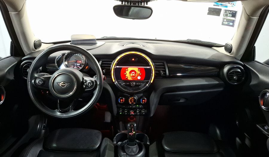 Mini Cooper 1.5 COOPER PEPPER DCT Hatchback 2019
