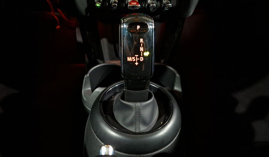 Mini Cooper 1.5 COOPER PEPPER DCT Hatchback 2019