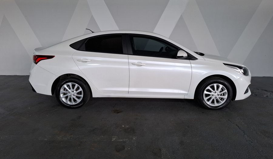 Hyundai Accent 1.6 GL MID Sedan 2022