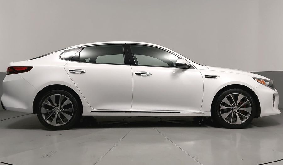 Kia Optima 2.0 TURBO GDI SXL AT Sedan 2016
