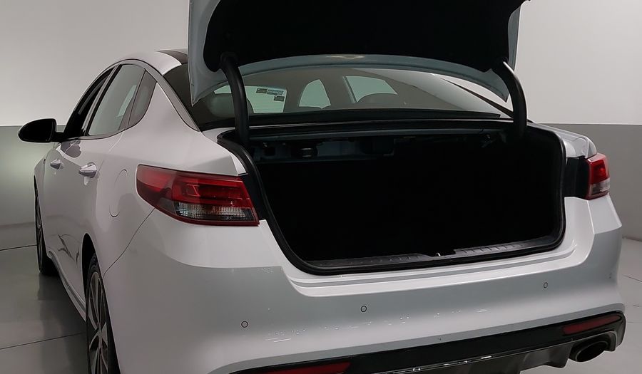 Kia Optima 2.0 TURBO GDI SXL AT Sedan 2016