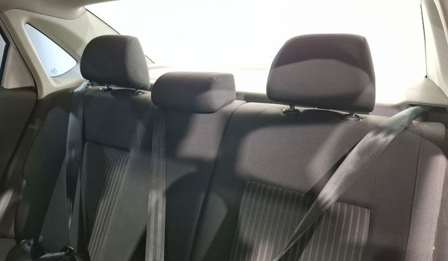 Volkswagen Vento 1.6 HIGHLINE TIPTRONIC Sedan 2014
