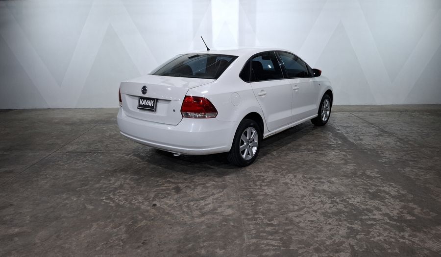 Volkswagen Vento 1.6 HIGHLINE TIPTRONIC Sedan 2014