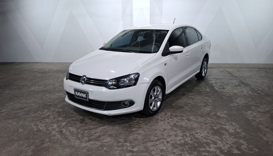 Volkswagen • Vento