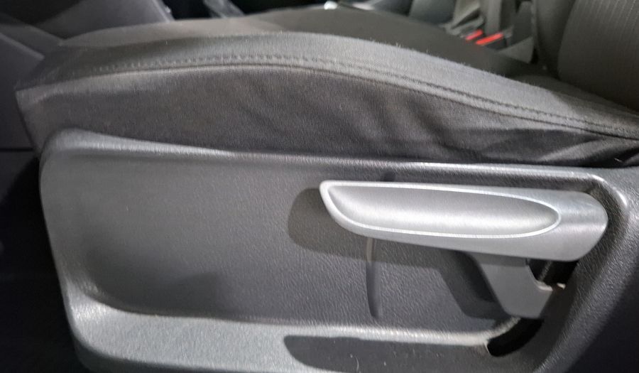 Volkswagen Vento 1.6 HIGHLINE TIPTRONIC Sedan 2014