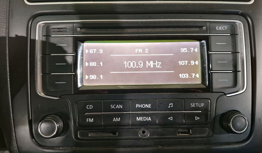 Volkswagen Vento 1.6 HIGHLINE TIPTRONIC Sedan 2014