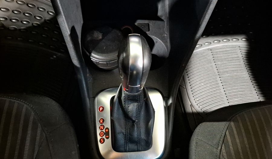 Volkswagen Vento 1.6 HIGHLINE TIPTRONIC Sedan 2014