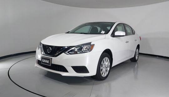 Nissan • Sentra