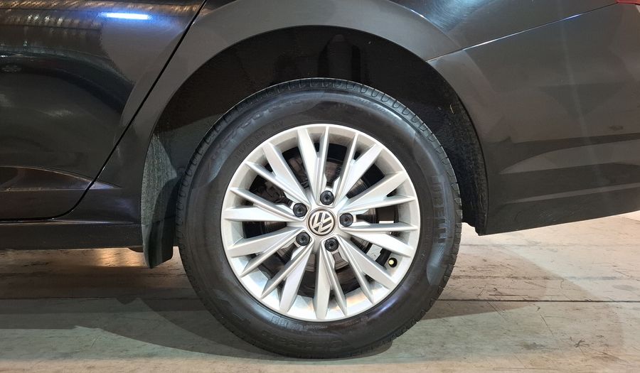 Volkswagen Jetta 1.4 COMFORTLINE AUTO Sedan 2019
