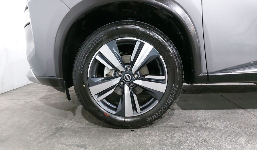 Nissan X-trail 2.5 PLATINUM PLUS 2 ROW CVT Suv 2025