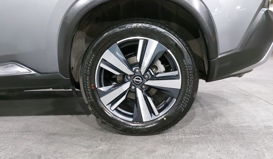 Nissan X-trail 2.5 PLATINUM PLUS 2 ROW CVT Suv 2025