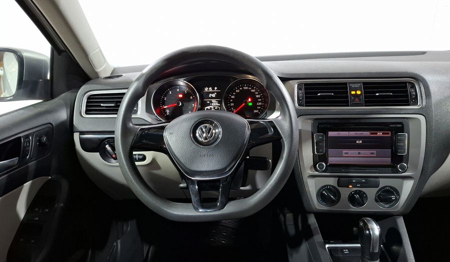 Volkswagen Jetta 2.0 LIVE TIP. Sedan 2016