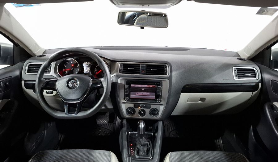 Volkswagen Jetta 2.0 LIVE TIP. Sedan 2016