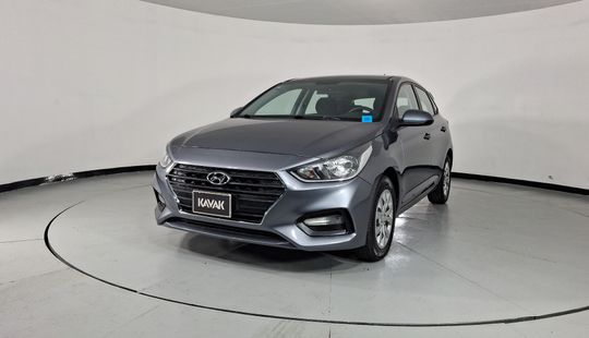 Hyundai • Accent
