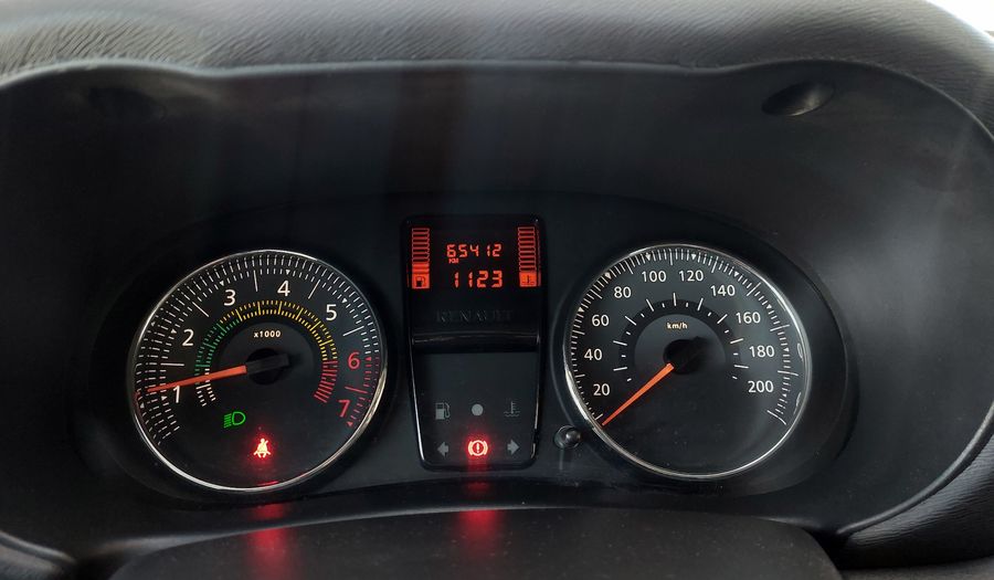 Renault Clio 1.1 CONFORT PACK Hatchback 2015