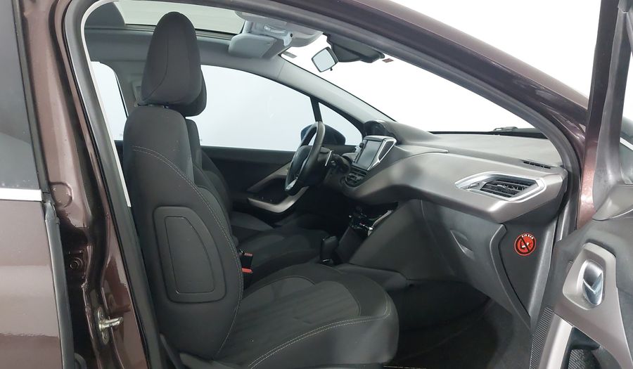 Peugeot 208 GRIFFE Hatchback 2017