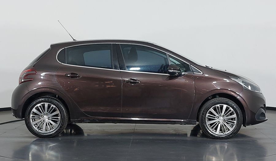 Peugeot 208 GRIFFE Hatchback 2017