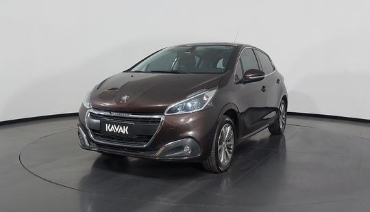 Peugeot • 208