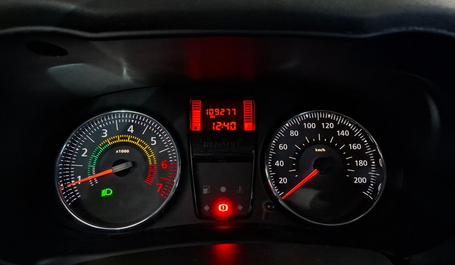 Renault Clio 1.1 CONFORT PLUS Hatchback 2014