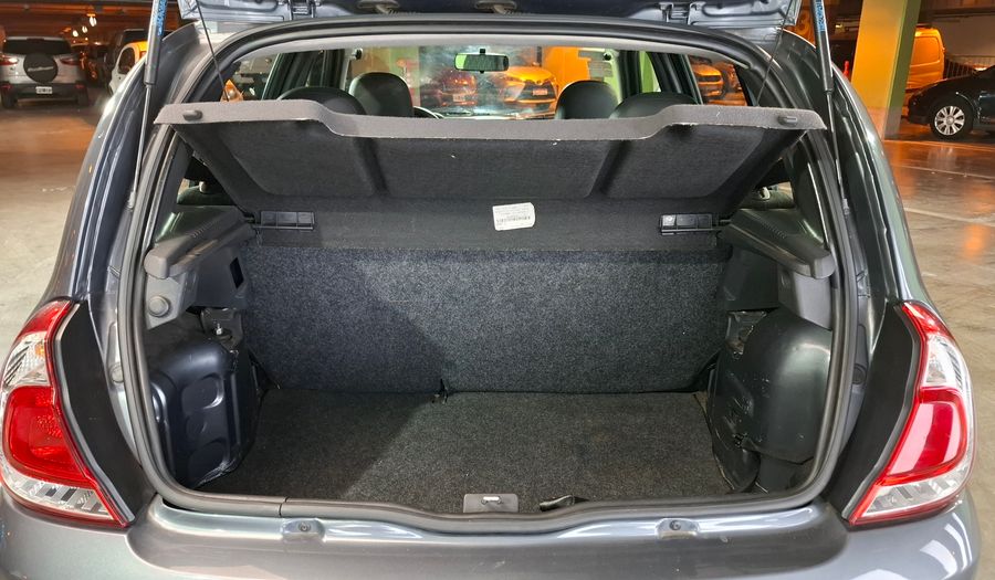 Renault Clio 1.1 CONFORT PLUS Hatchback 2014