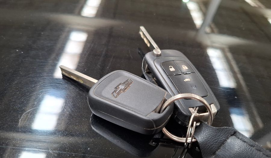 Chevrolet Onix 1.4 LTZ Hatchback 2017