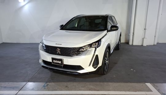 Peugeot • 3008