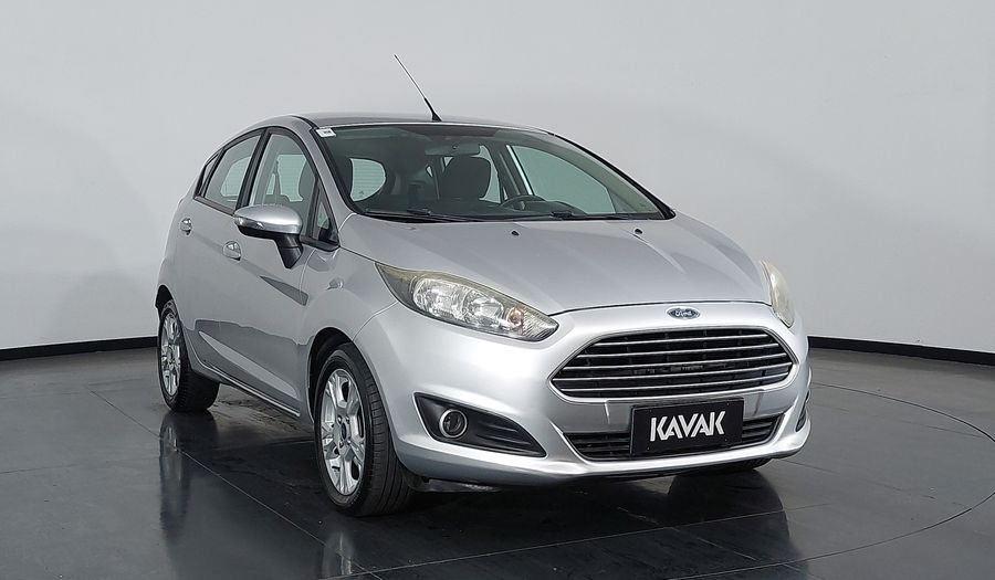 Ford Fiesta SE HATCH Hatchback 2016