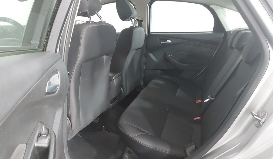 Ford Focus SE FASTBACK Sedan 2018