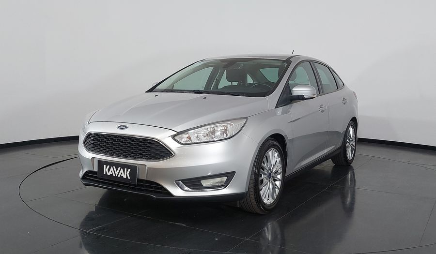 Ford Focus SE FASTBACK Sedan 2018