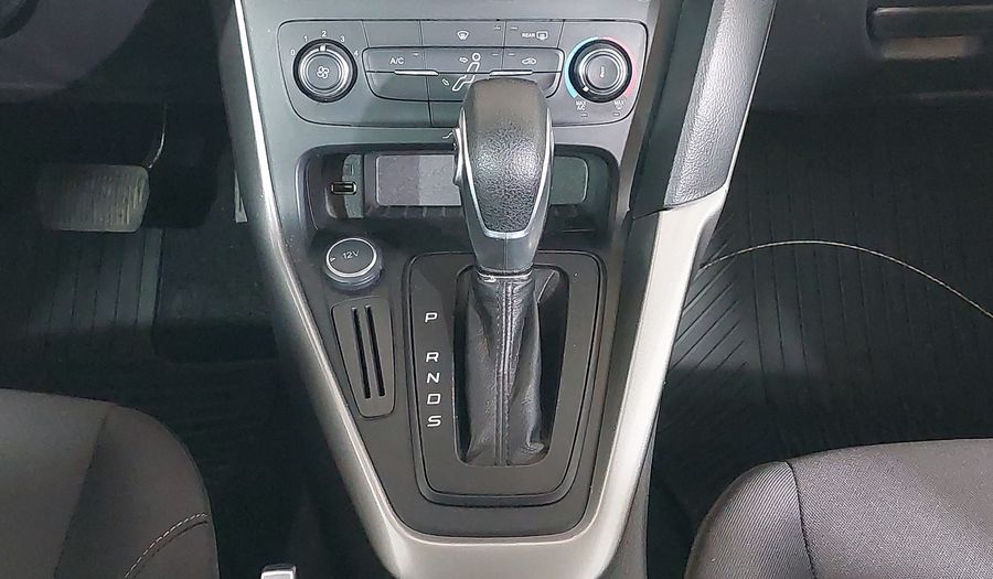 Ford Focus SE FASTBACK Sedan 2018