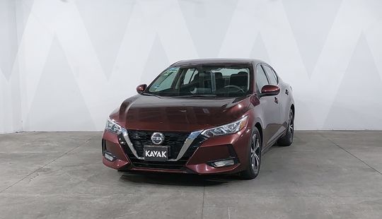Nissan • Sentra