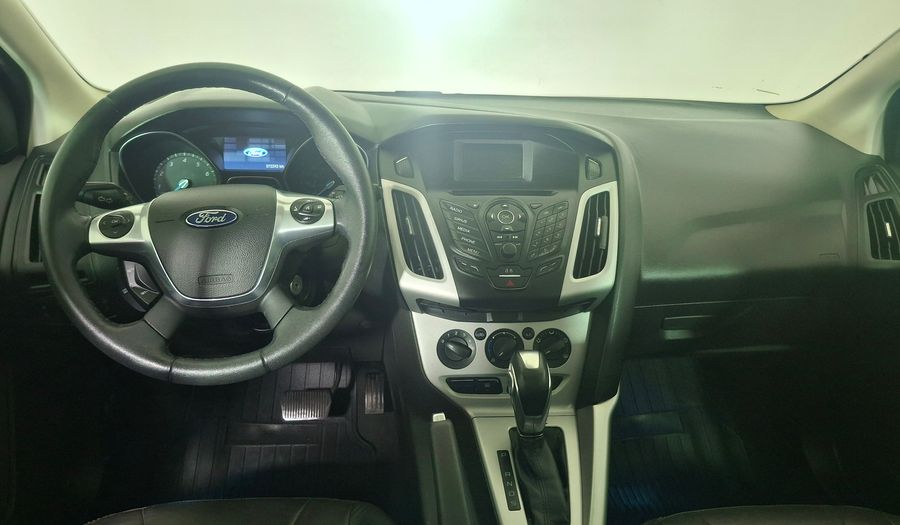 Ford Focus 2.0 SE POWER SHIFT Hatchback 2015