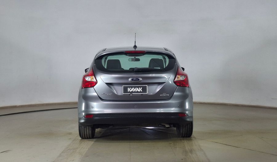 Ford Focus 2.0 SE POWER SHIFT Hatchback 2015