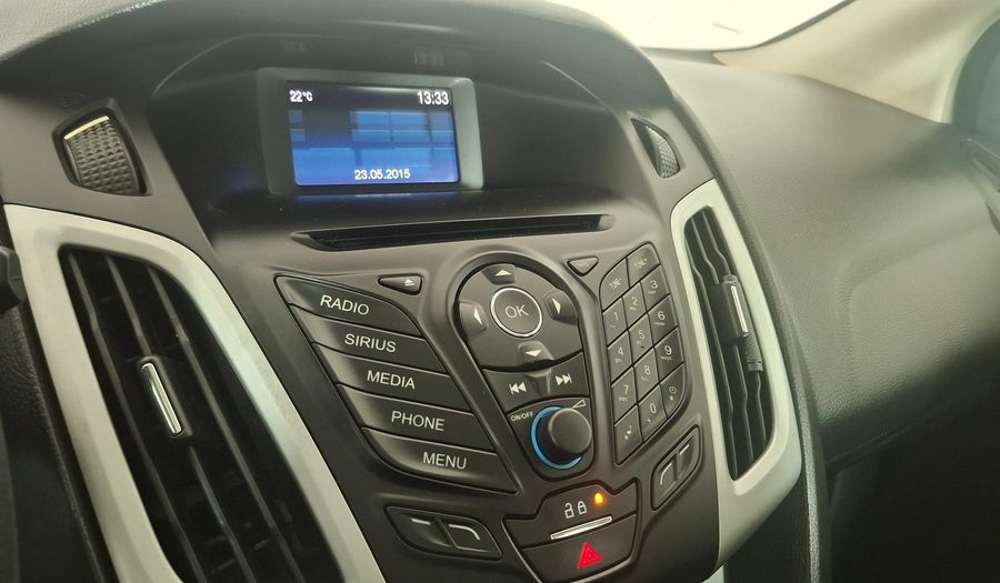 Ford Focus 2.0 SE POWER SHIFT Hatchback 2015