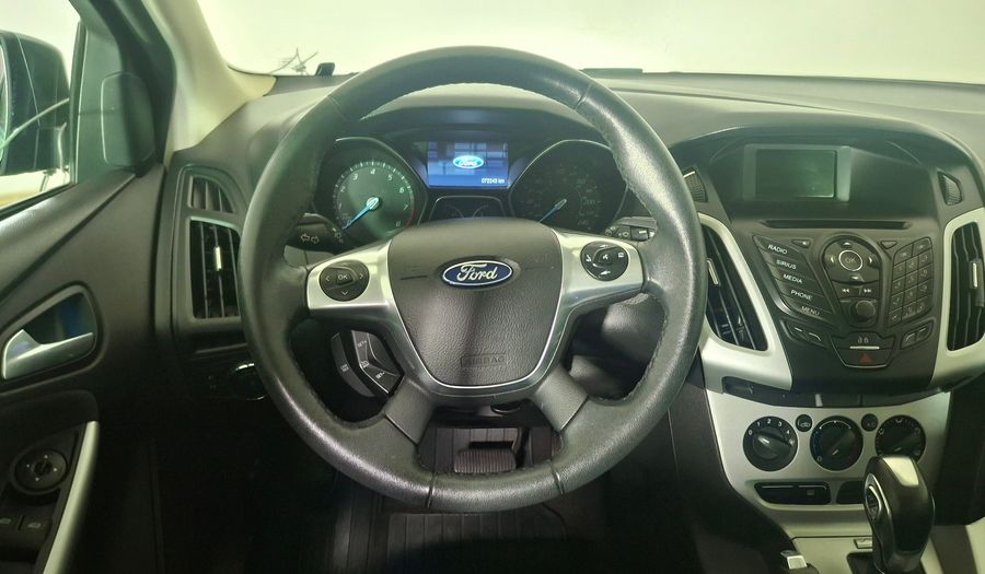 Ford Focus 2.0 SE POWER SHIFT Hatchback 2015