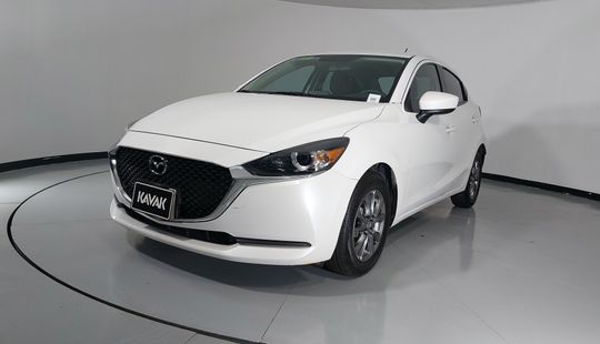 Mazda • Mazda 2